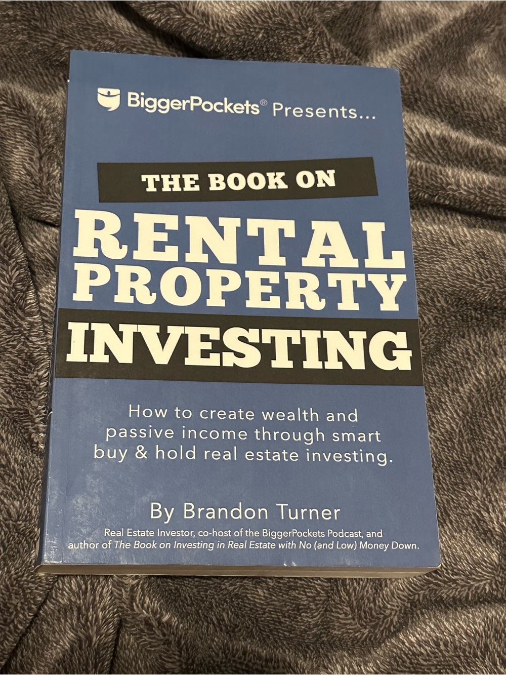 BiggerPockets The Book on Rental Property Investing - Blue